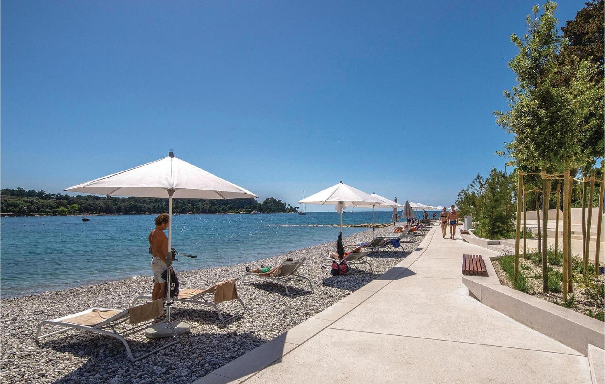 Amazing Apartment In Rovinj With Wifi Ngoại thất bức ảnh
