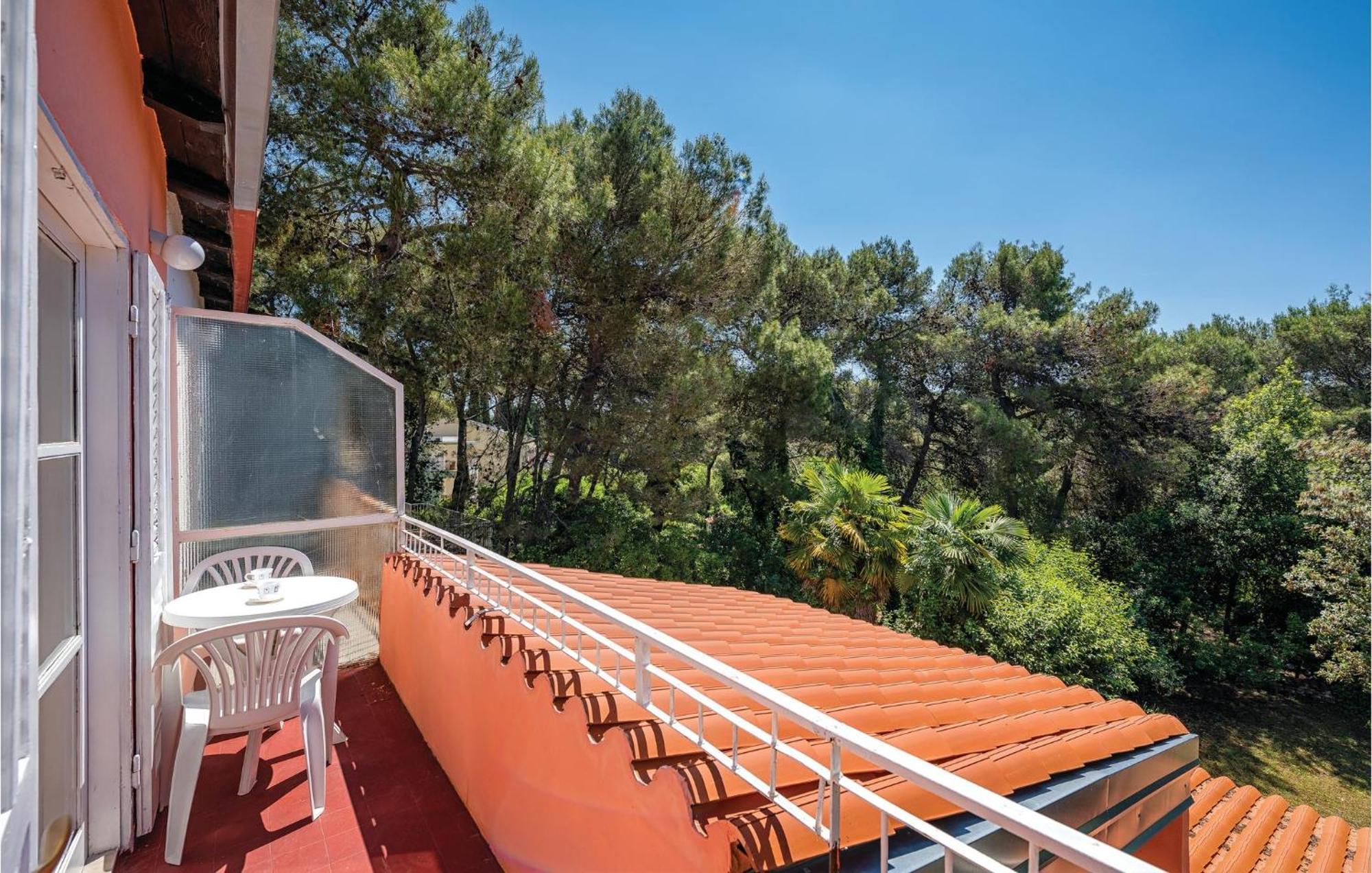 Amazing Apartment In Rovinj With Wifi Ngoại thất bức ảnh
