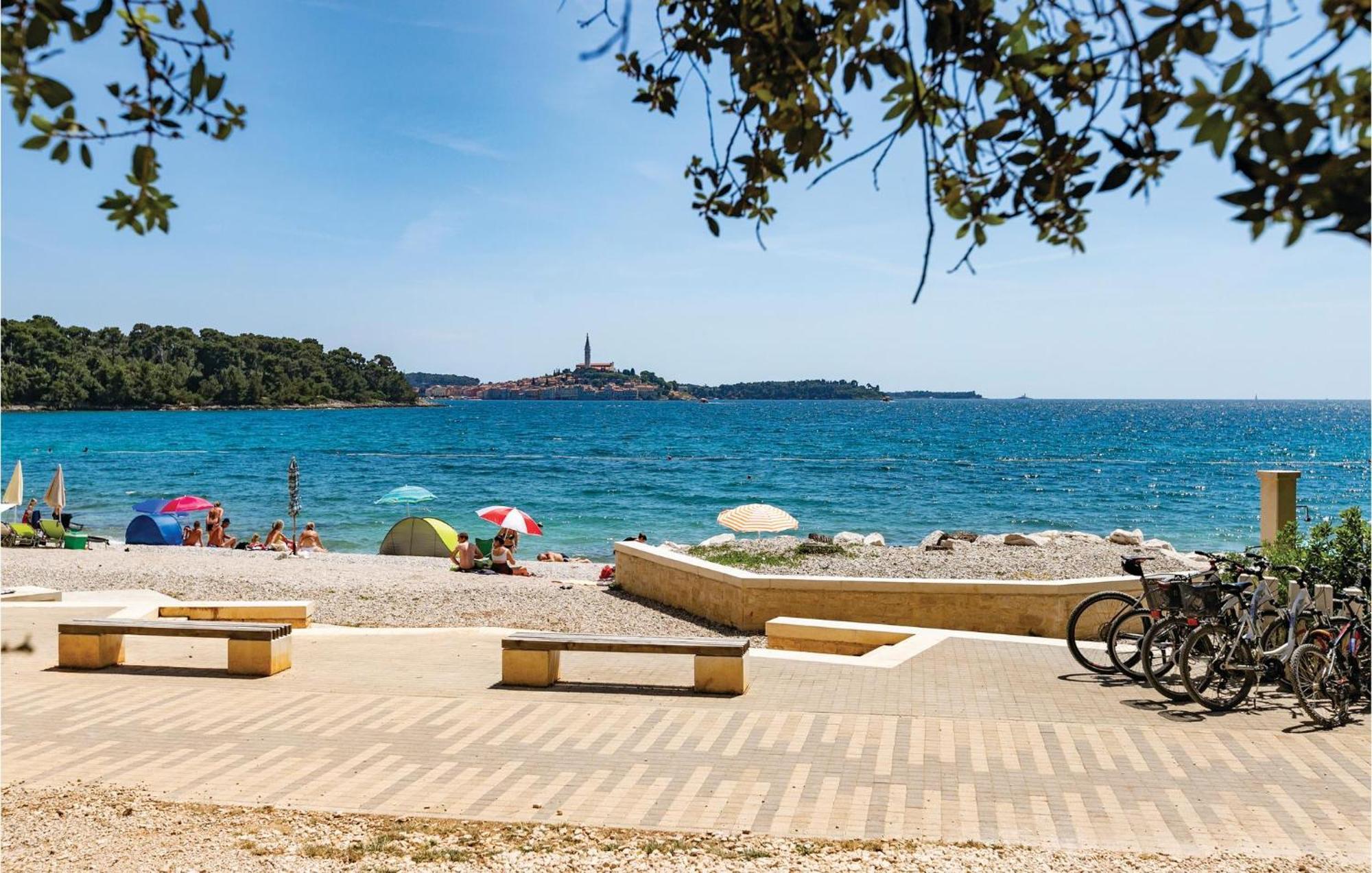 Amazing Apartment In Rovinj With Wifi Ngoại thất bức ảnh